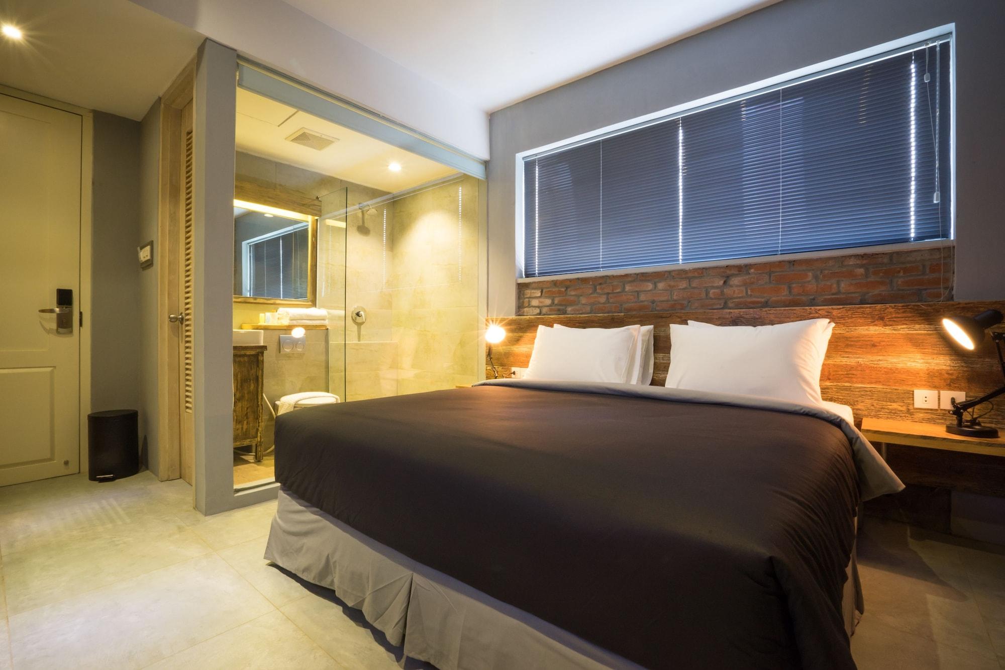 Summerbird - Bed And Brasserie Bandung Exterior photo